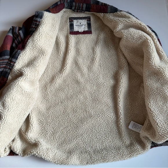 American Eagle Men’s Sherpa Shacket Red Orange Black Gray Striped Size M EUC - Picture 3 of 10